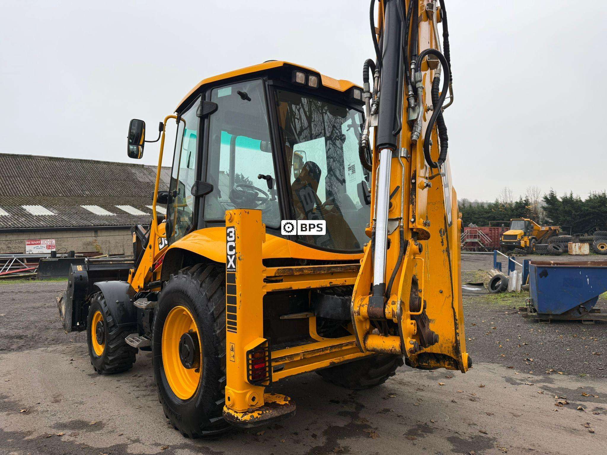 JCB 3CX Sitemaster Plus - Image 4