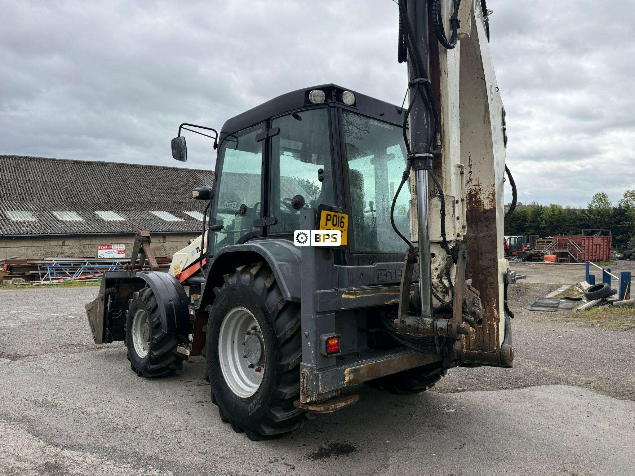 Terex TLB 890 - Image 5