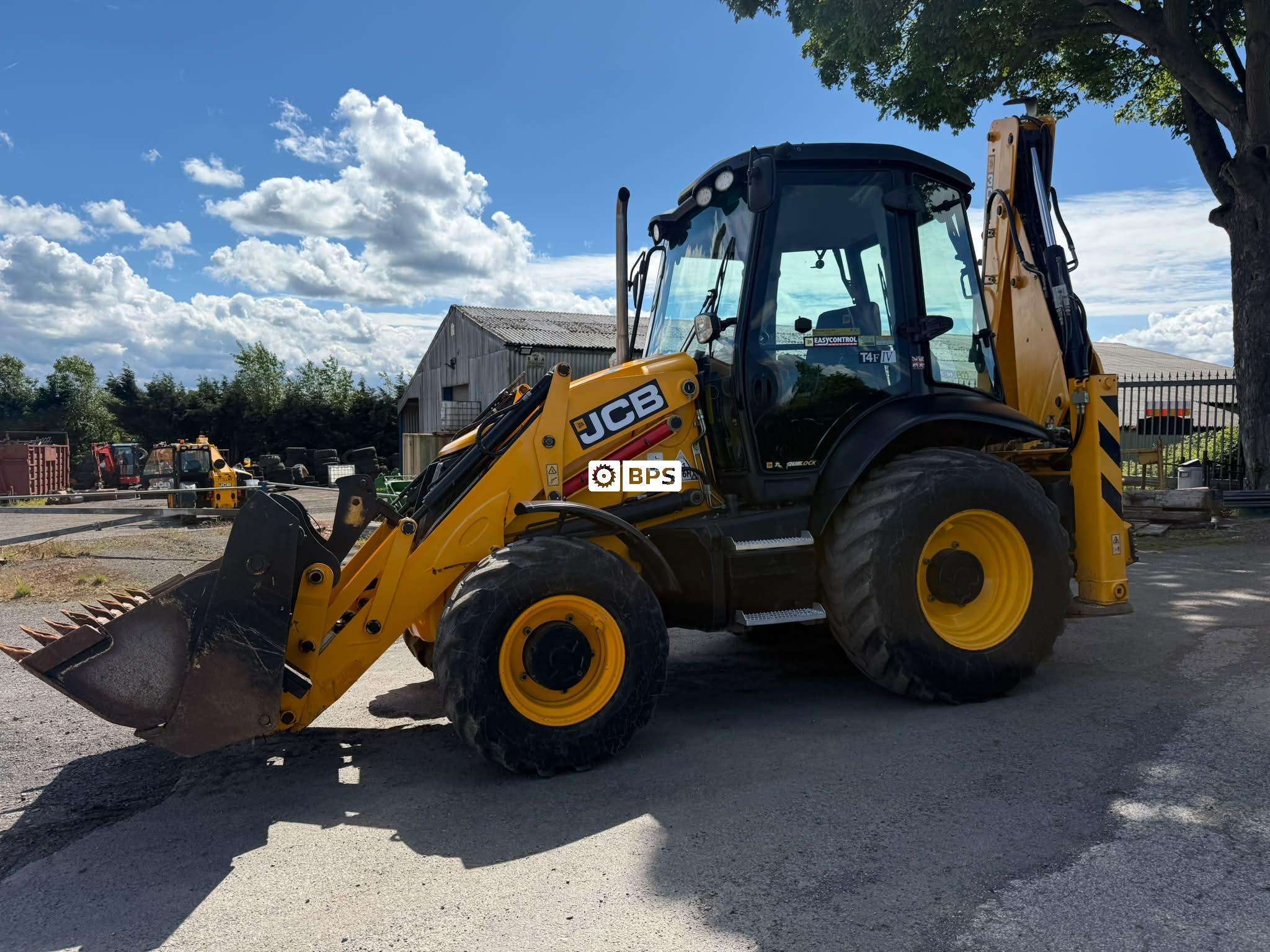 JCB 3CX Contractor - Image 2