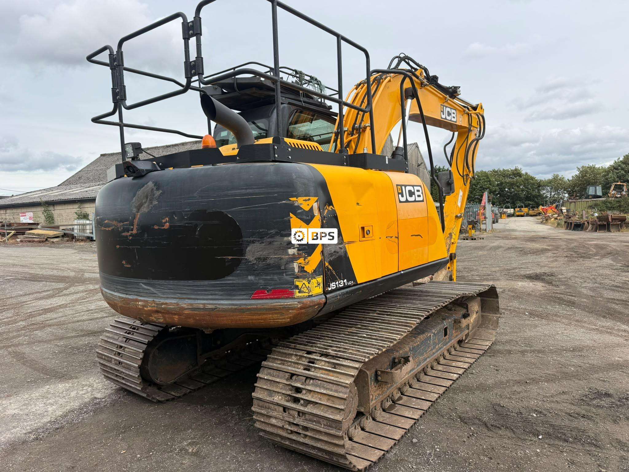 JCB JS131 LC Plus - Image 5