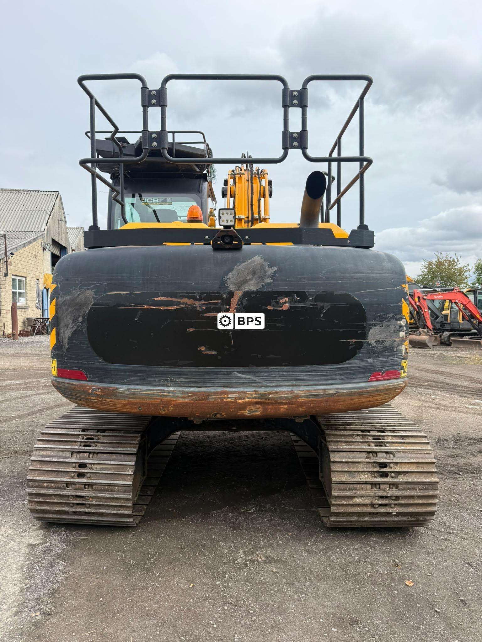 JCB JS131 LC Plus - Image 7